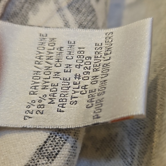 ■ 2 For $5 Cleo CARDIGAN TOP SIZE LARGE - Picture 5 of 11